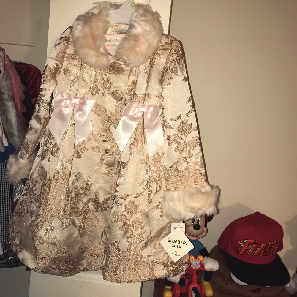 Toddler Girls two piece set by BlueBeri Boulevard